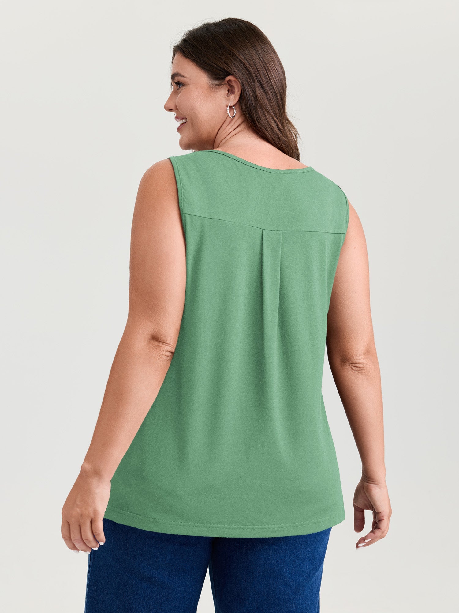 Stretchy V-Neck Pleated Tank Top